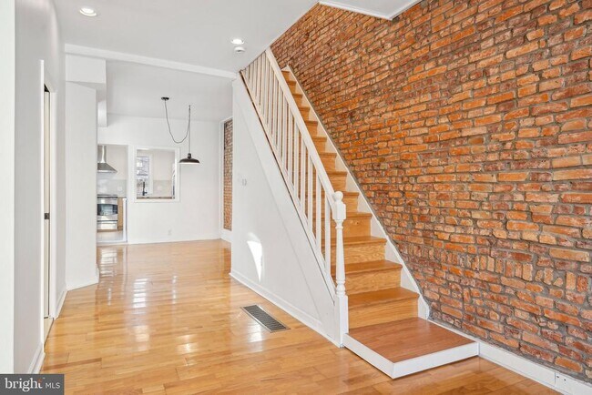 Photo - 3008 W Harper St