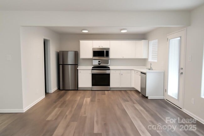 Photo - 5235 Swearngan Rd