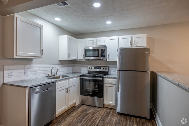 1BD, 1BA - 873SF