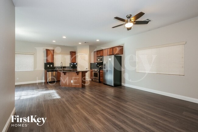 Photo - 7635 Anatolian St