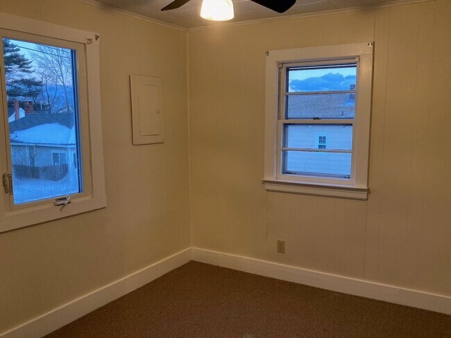 31 W Old Orchard Ave Unit D