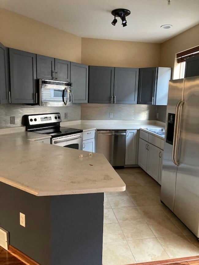 Photo - 60 S Gardens Way