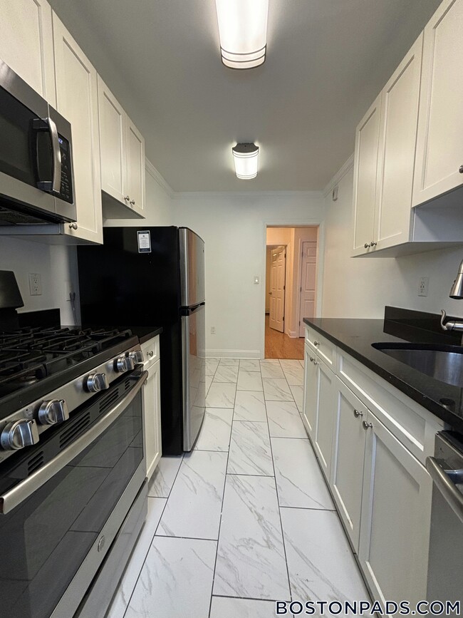 Photo - 50 Alton Pl Unidad T1