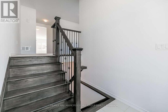 Photo - 98 Isabella Dr