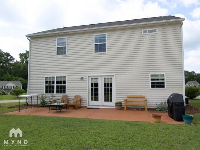 Photo - 1506 Cairo Way