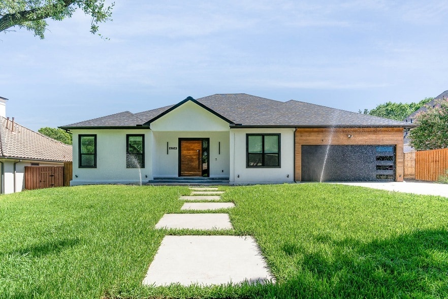 Photo - 6254 Linden Ln
