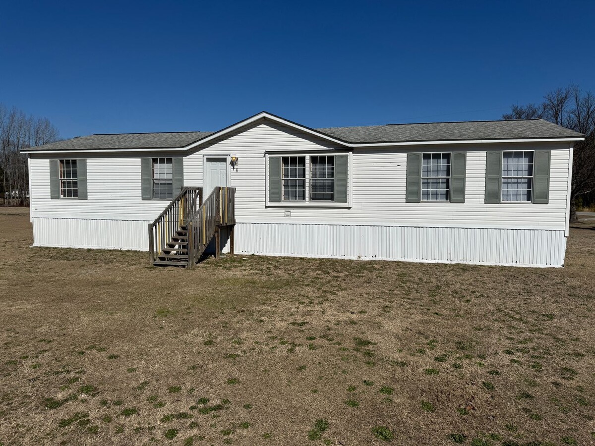 3 Bedroom Doublewide off Hwy 33 - 3 Bedroom Doublewide off Hwy 33 House