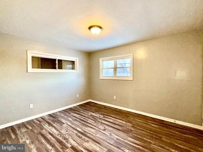 Photo - 5233 Kerger Rd