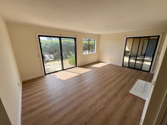 Building Photo - 7904 Caminito Dia Unit 3 Rental