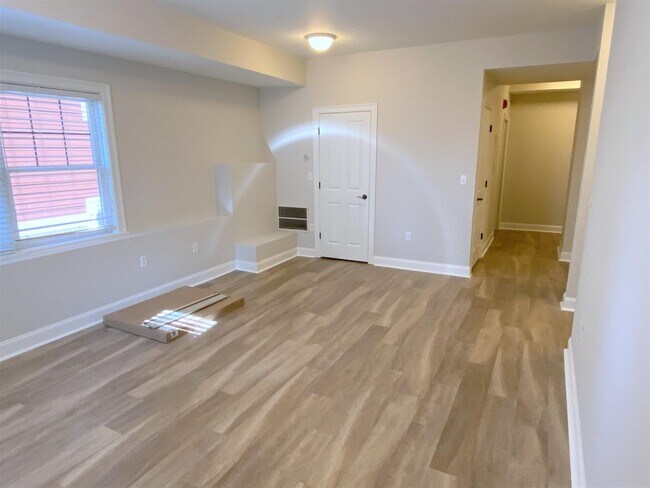 Photo - 43 Pitman St Unidad 102