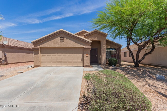 Photo - 10624 W Apache St House