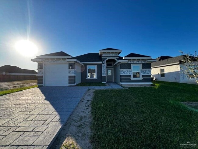 Photo - 11 N 37th St