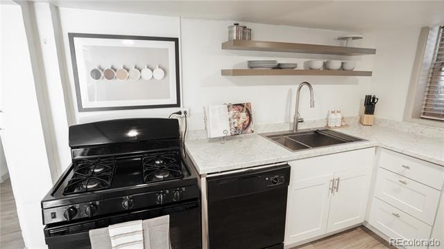 1717 1/2 E 29th Ave
