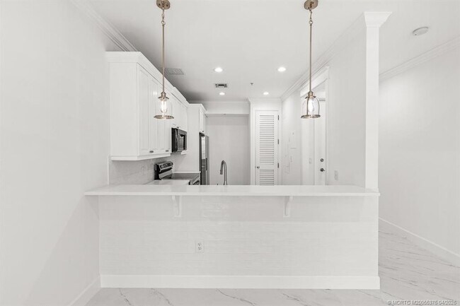 Photo - 47 SW Osceola St Unit UN206