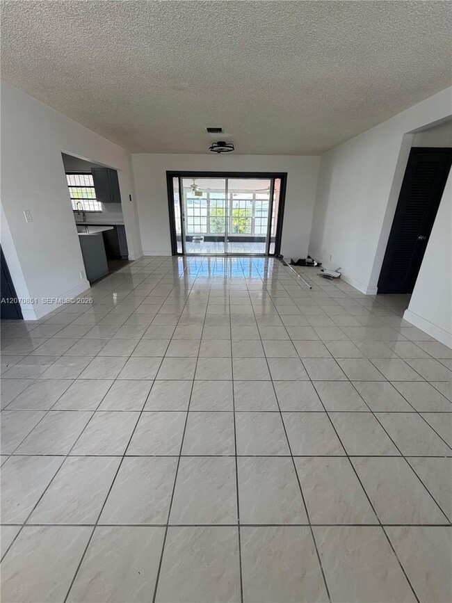 Photo - 4175 SW 87th Ave