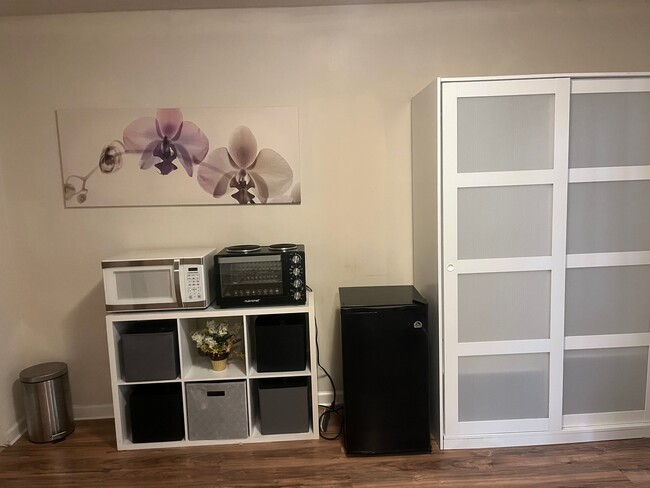 Building Photo - 14307 Newbern Loop