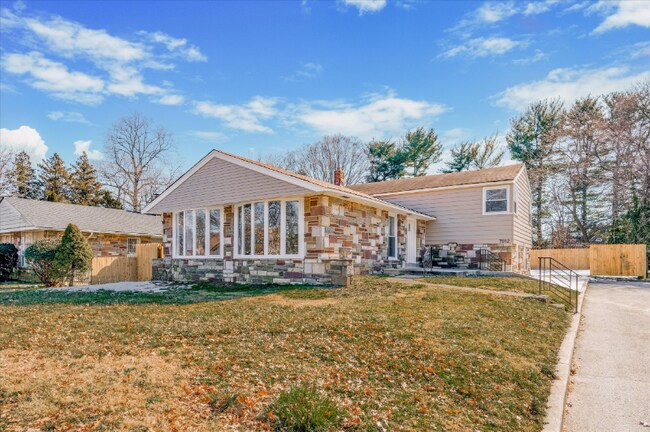 Photo - 7012 City Ave House