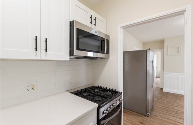 Building Photo - 9 Woodbine St Rental