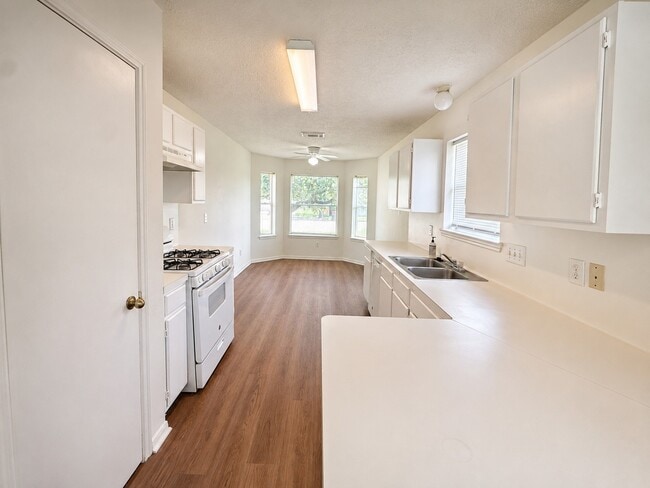 Photo - 18023 Lago Forest Dr