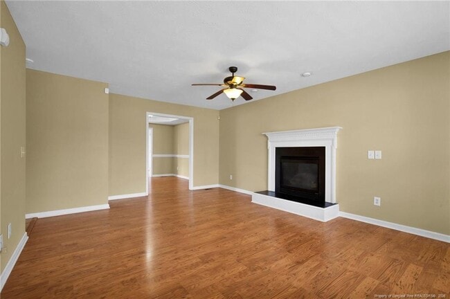 Photo - 75 Countess Ct