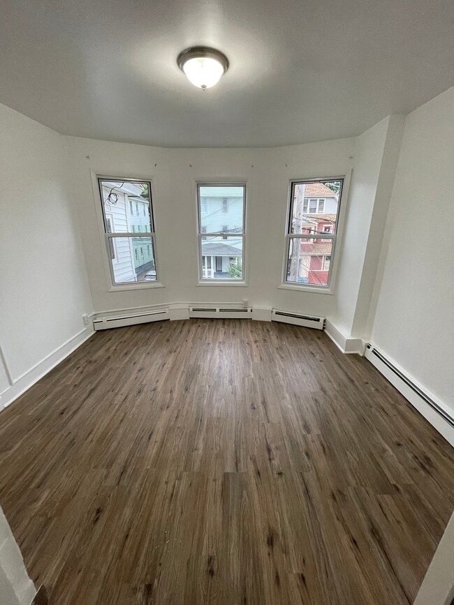 Photo - 260 Sheridan St Unit 2nd