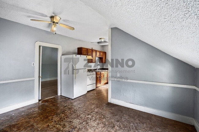 Photo - 28 Kimball Ave Unit 3