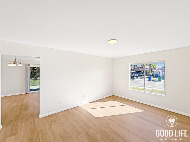 Photo - Freshly Remodeled 3B/2BA W/ Fenced Yard & Attached Garage!