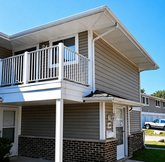 Building Photo - 6048 Kit Carson Dr Unit 6048
