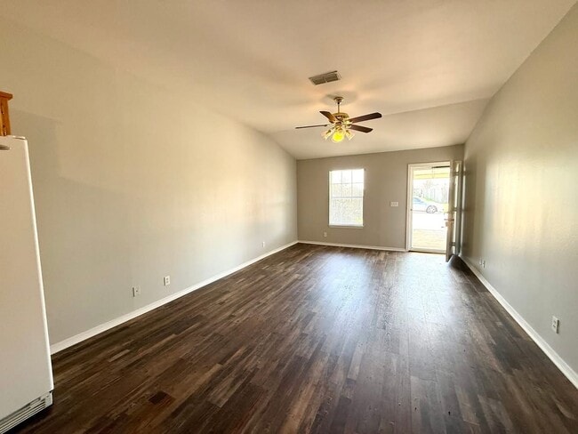 Photo - 2417 Rustic Dr