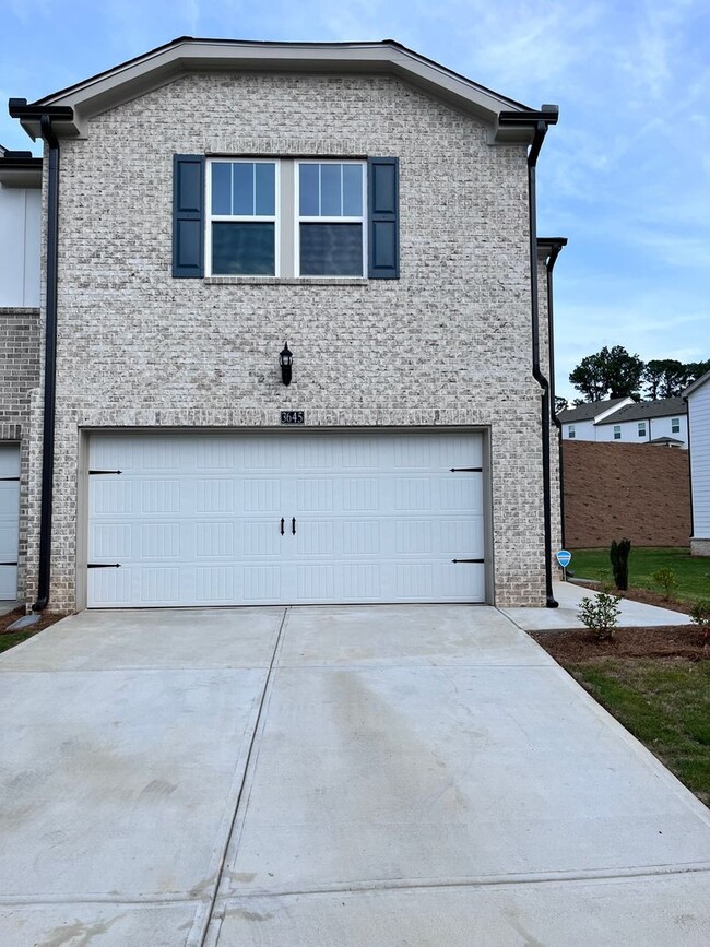 3 Bedroom Townhome in Lawrenceville - 3 Bedroom Townhome in Lawrenceville