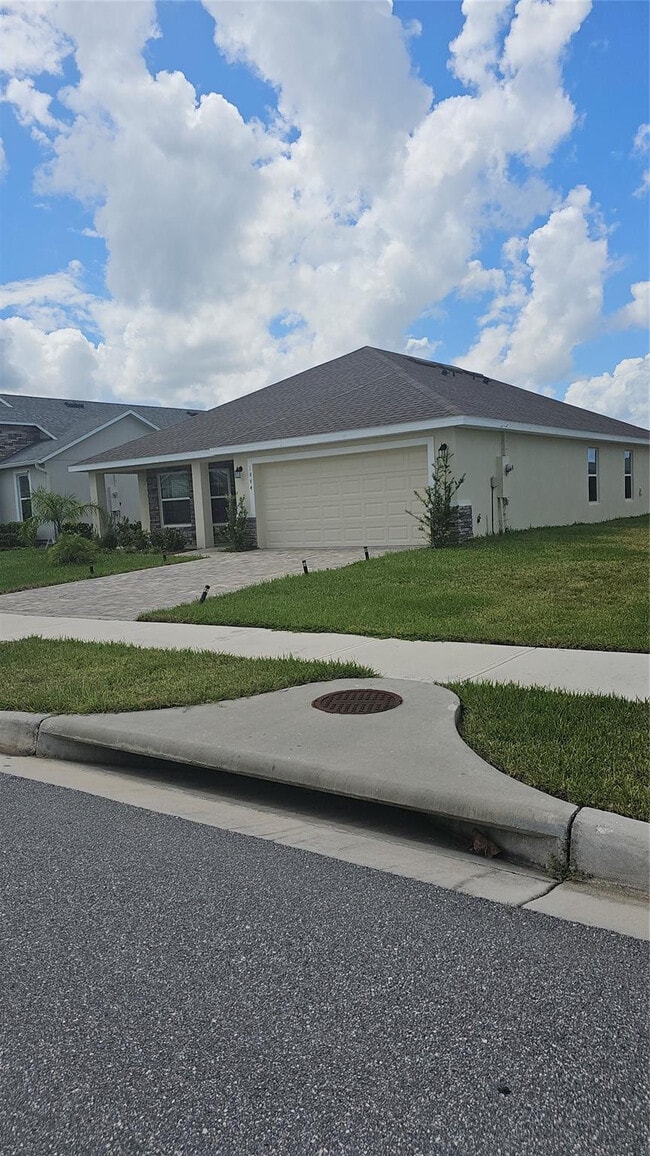 Photo - 1884 Middlebury Drive