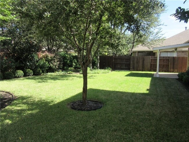 Photo - 706 S Frontier Ln