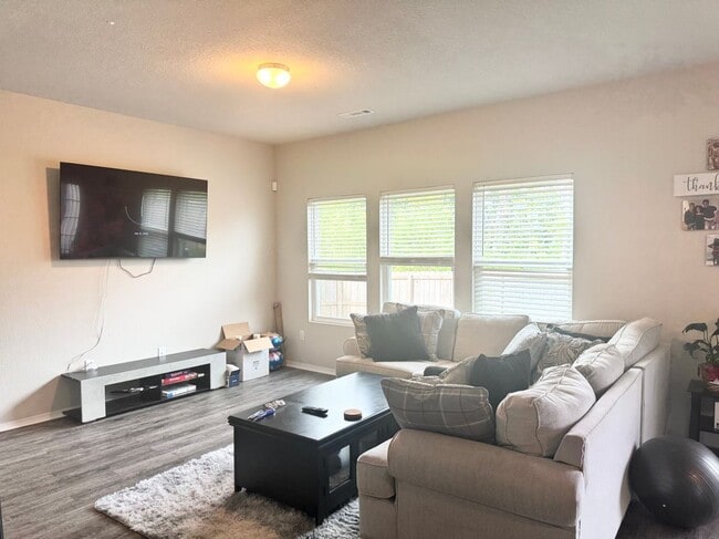 Photo - 8616 Eastwood Creek Dr