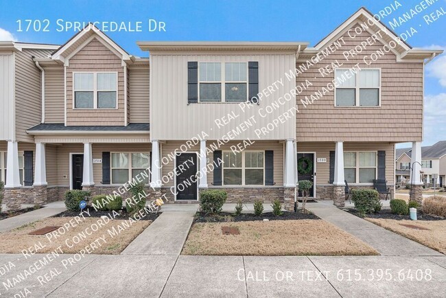 Spacious 2-Bedroom Townhome with Storage &... - Spacious 2-Bedroom Townhome with Storage &...