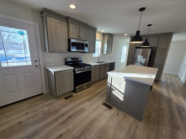 Photo - 175 N Michigan Ave