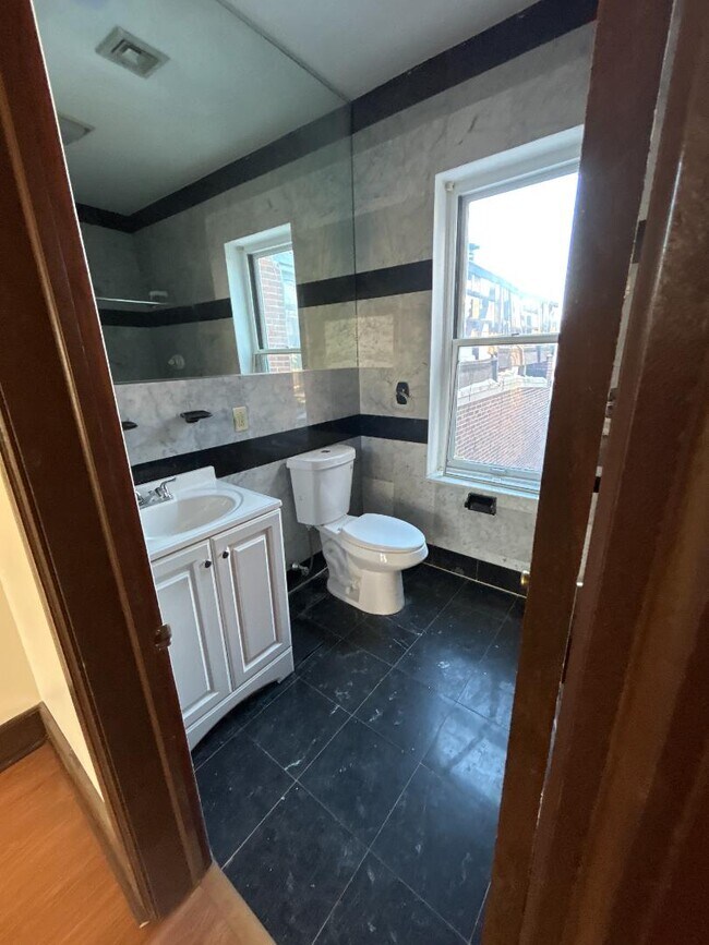 Photo - 814 N 2nd St