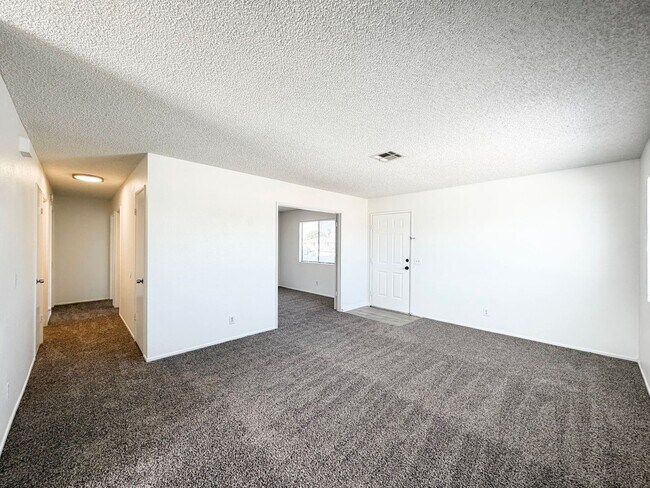 32440 Sky Blue Water Trail Unidad 04