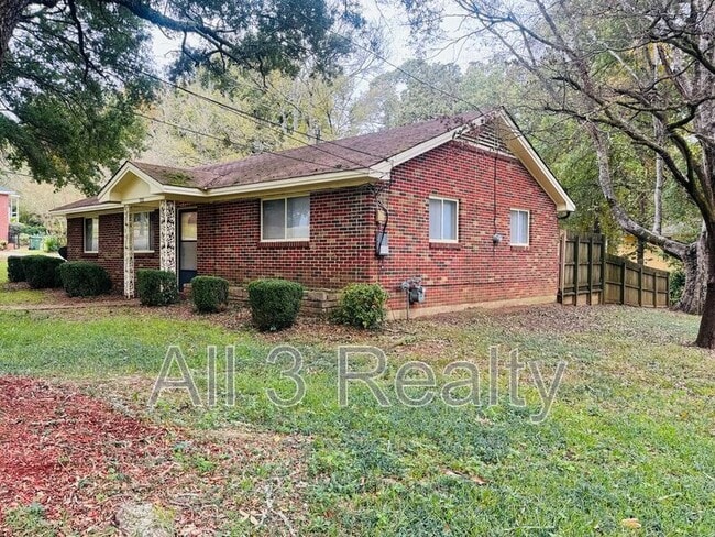 Photo - 320 Green Ridge Rd