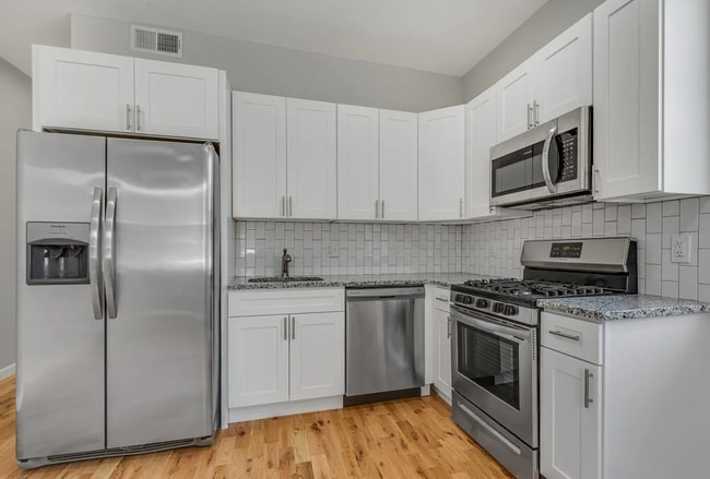 Photo - 410 Diamond St Unit 1