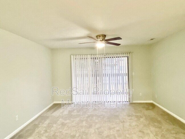 Photo - 161 Haverford Ct