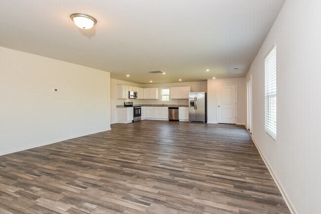 Photo - 32 Oxford Ln