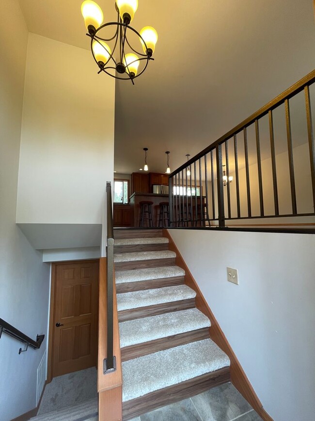 Photo - 5004 99th St SW