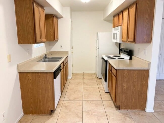 Photo - 9111 E Broadway Blvd Unit 09-102