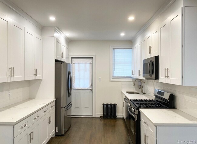 Building Photo - 10 Marble Ave Unit 10 Rental