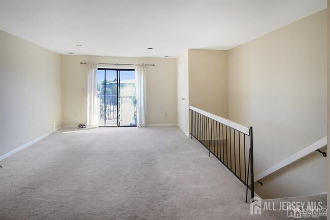 Photo - 1220 N Oaks Blvd