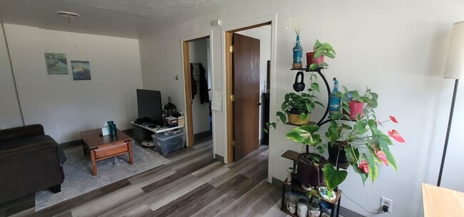 Photo - 701 George St Unit 1