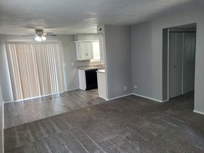 Pine Creek Apartments - Pine Creek Apartments