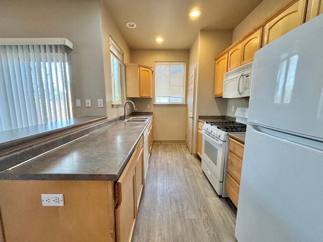 Photo - CHECK OUT THIS OPEN TWO STORY DUPLEX NEAR THE OLD MILL AND DOWNTOWN BEND
