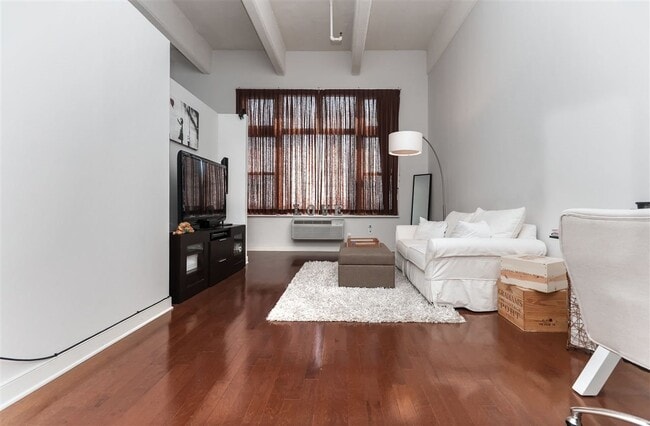 Photo - 1500 Hudson St Unit 7N