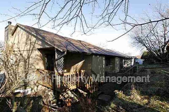 Photo - JR Real Estate: 848 Dover Street